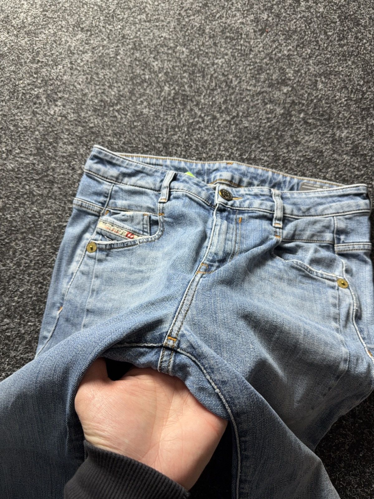 Diesel Luxury 00s Y2K Diesel D-Fayza Boyfriend Low Waist Jeans Size 27" / US 4 / IT 40 - 7 Thumbnail