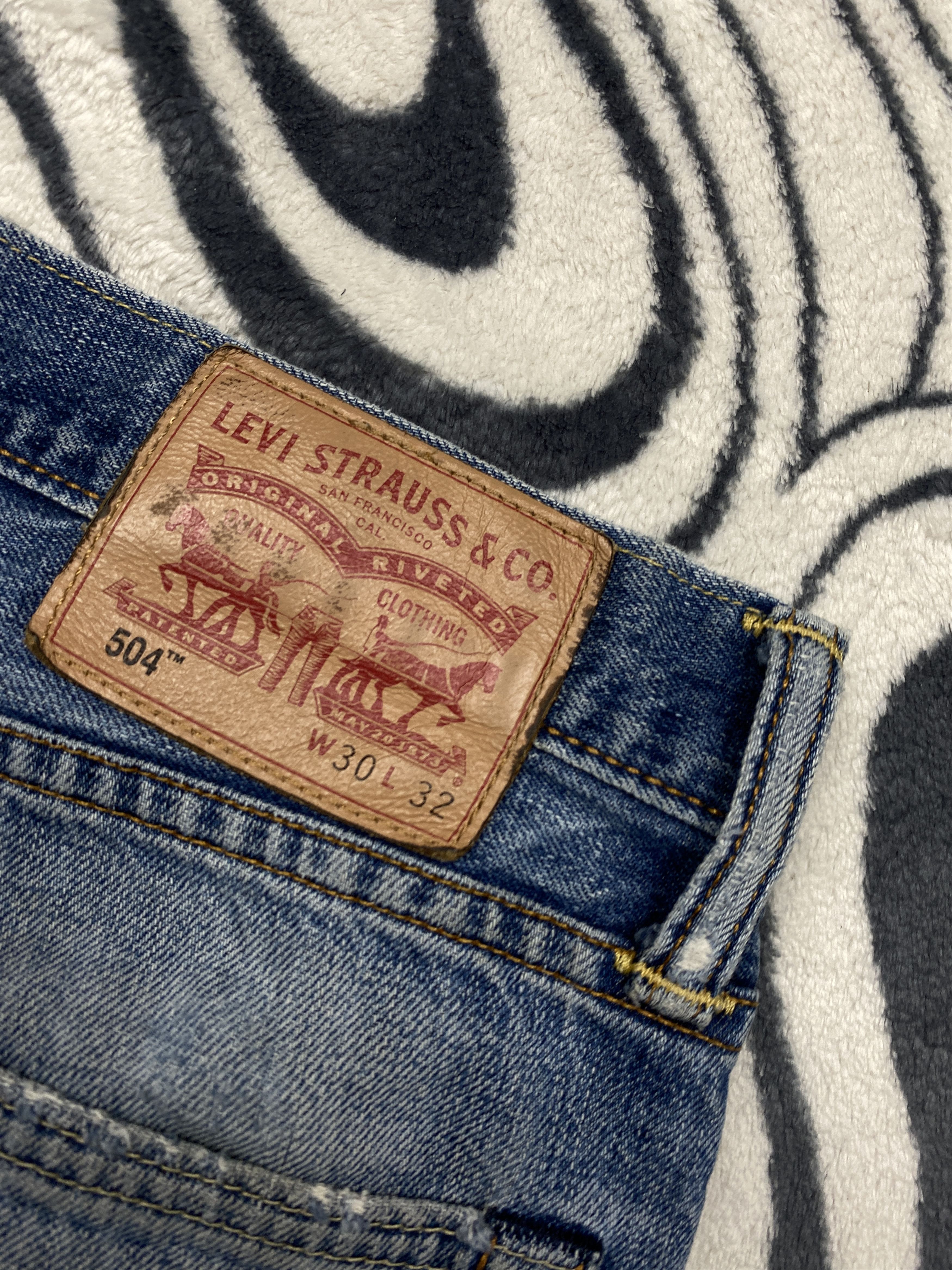 Levi's Levis 504 Vintage Distressed Denim Pants Jeans Size US 30 / EU 46 - 3 Thumbnail