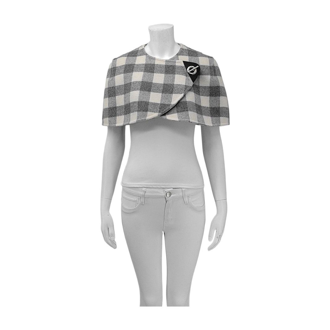 Louis Vuitton Louis Vuitton Check Wool Cape Size 36 Size XS / US 0-2 / IT 36-38 - 1 Thumbnail