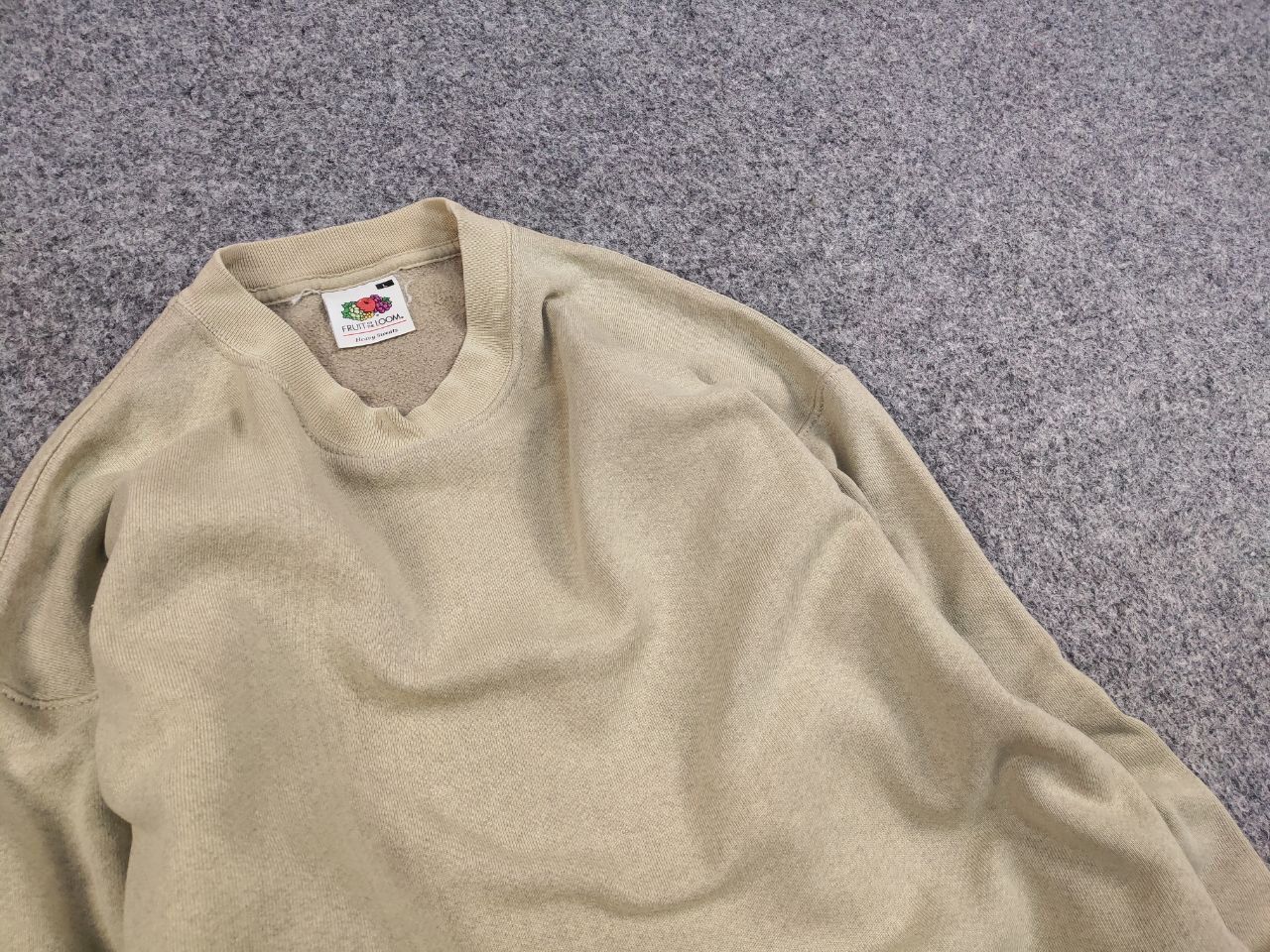 Fruit Of The Loom Vintage 90's Fruit Of The Loom Blank Crew Chek Sweatshirt Size US L / EU 52-54 / 3 - 11 Thumbnail
