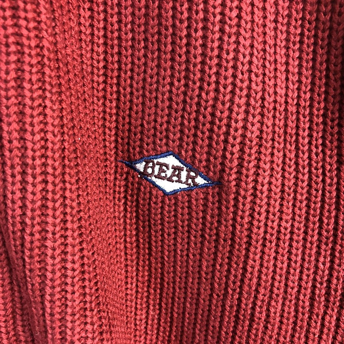 Vintage Bear Red surf sweater Sweatshirt #A2372 Size US M / EU 48-50 / 2 - 9 Thumbnail