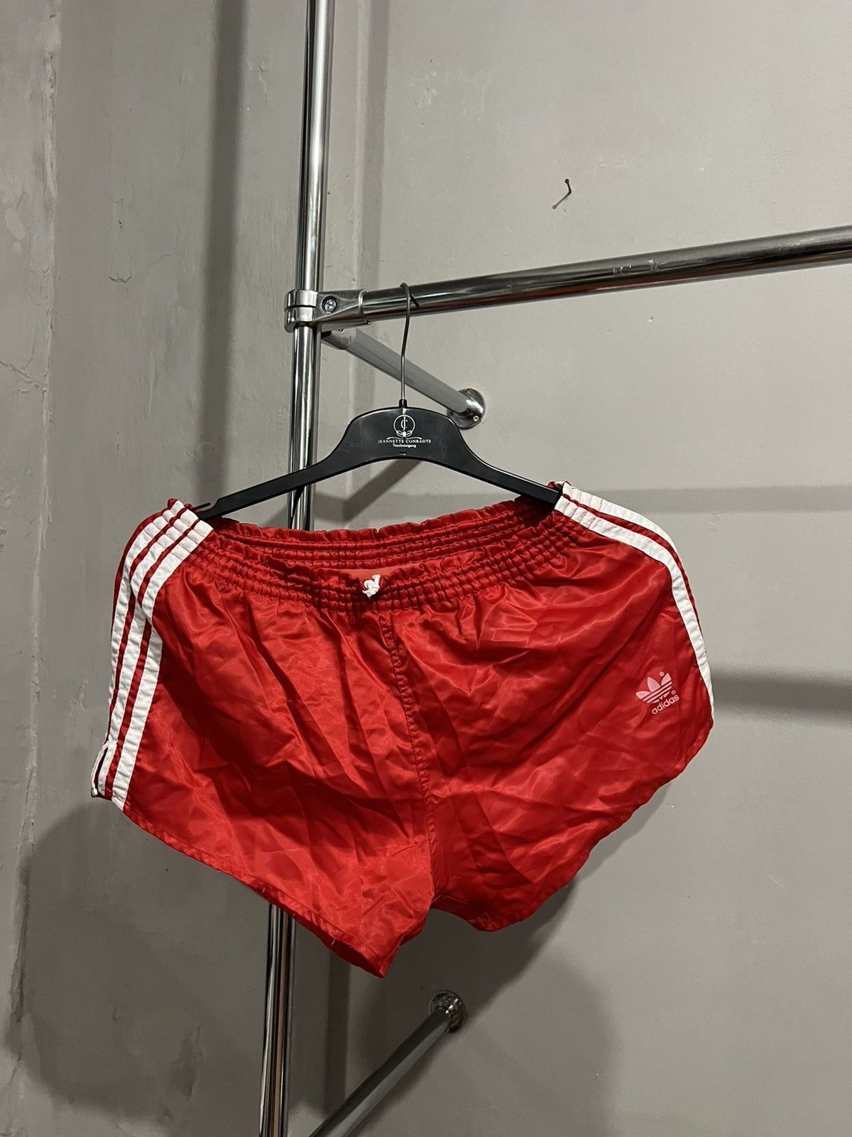 Adidas ADIDAS NYLON SPRINTER ICONIC SHORTS GLANZ RACER RETRO SIZE M Size US 36 / EU 52 - 2 Thumbnail