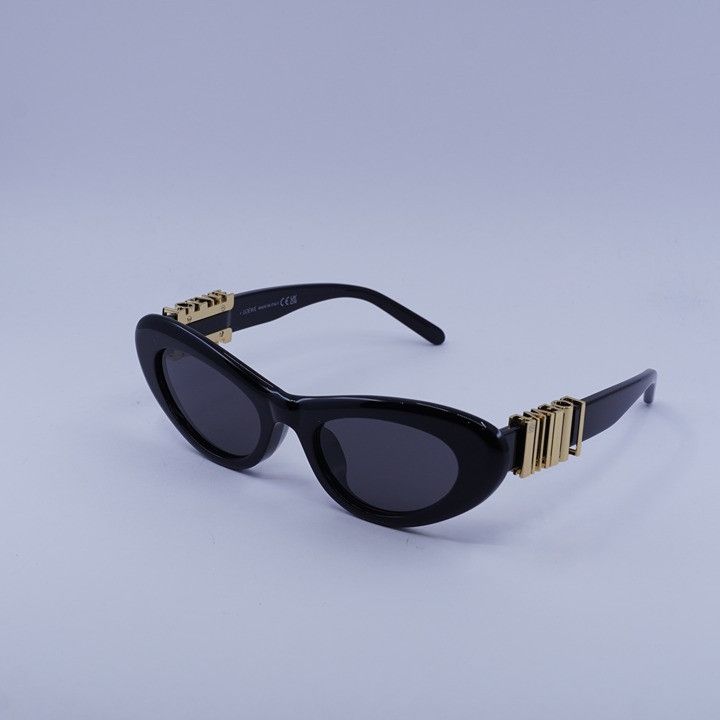 Loewe Loewe LW40156U 01A Sunglasses Shiny Black Cat Eye Frame Size ONE SIZE - 1 Thumbnail