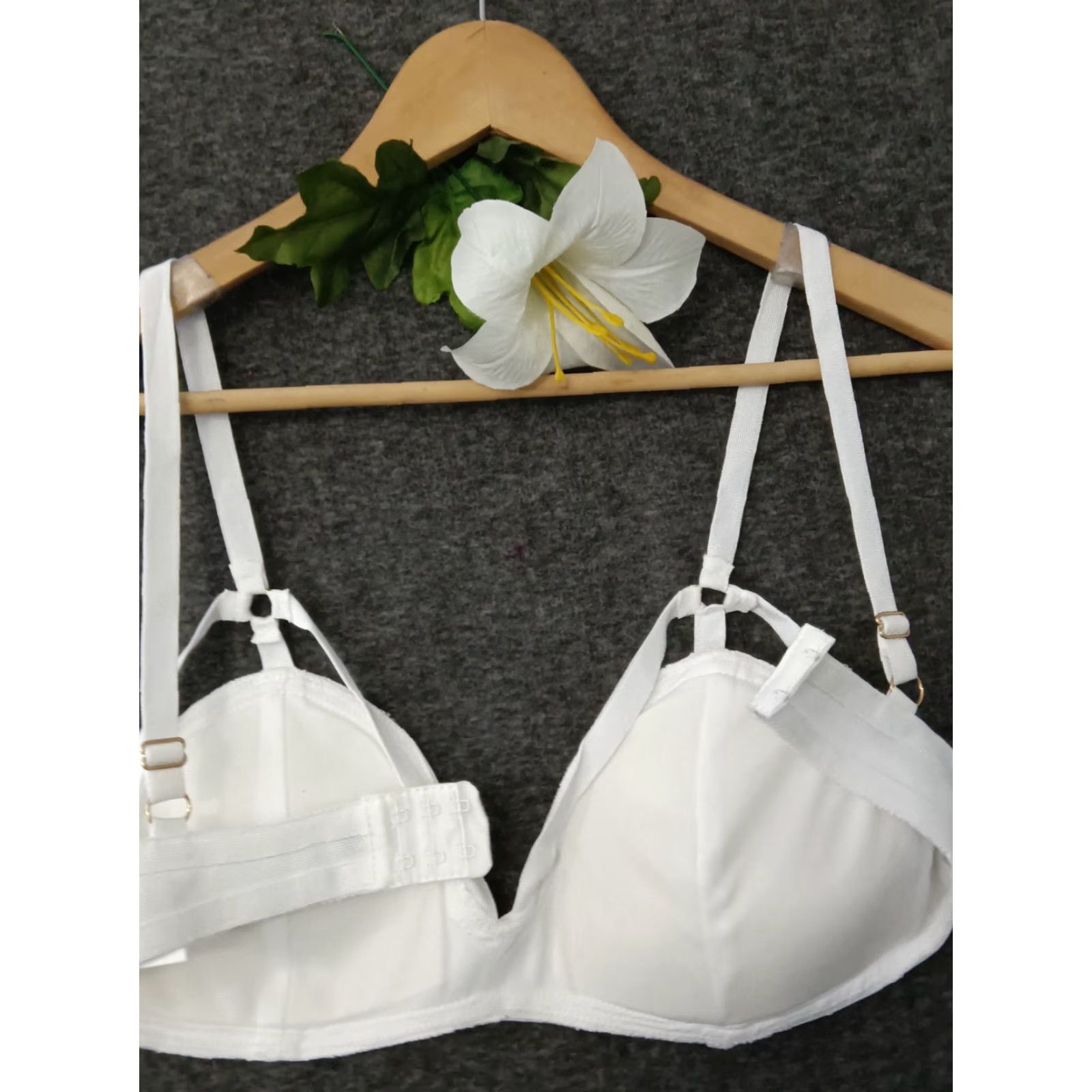 Vintage Codigo Sexy Strappy White Women's Bra M Size Size ONE SIZE - 2 Thumbnail