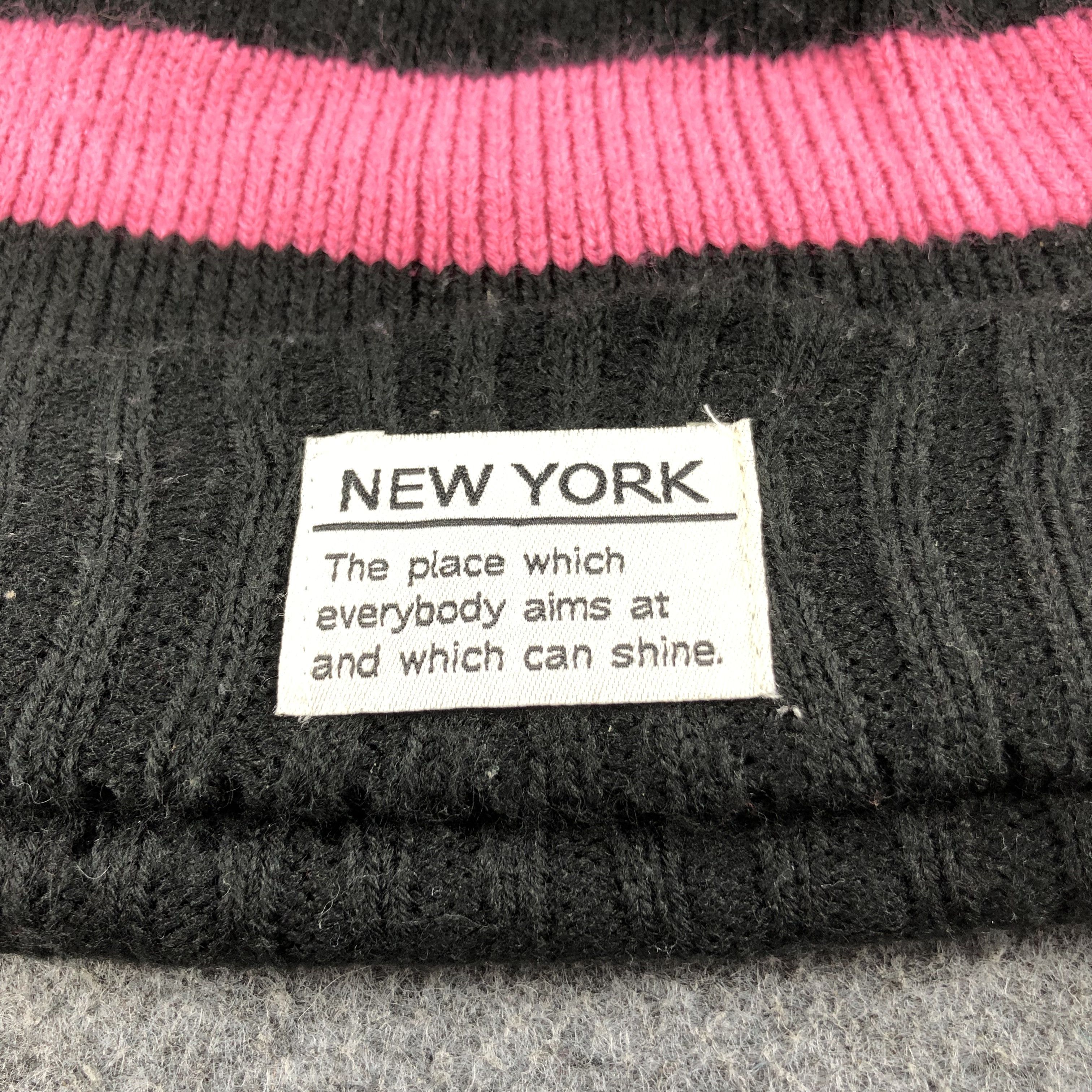 Vintage New York Pink Striped Bobble Beanie Snowcap Snow Hat B301 Size ONE SIZE - 4 Thumbnail