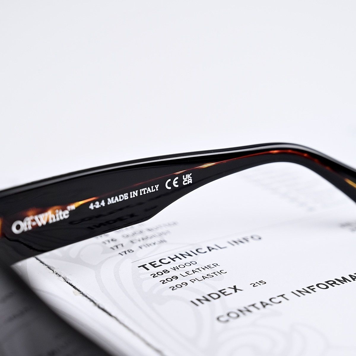 Off-White OFF WHITE LAUREL SUNGLASSES Size ONE SIZE - 6 Thumbnail