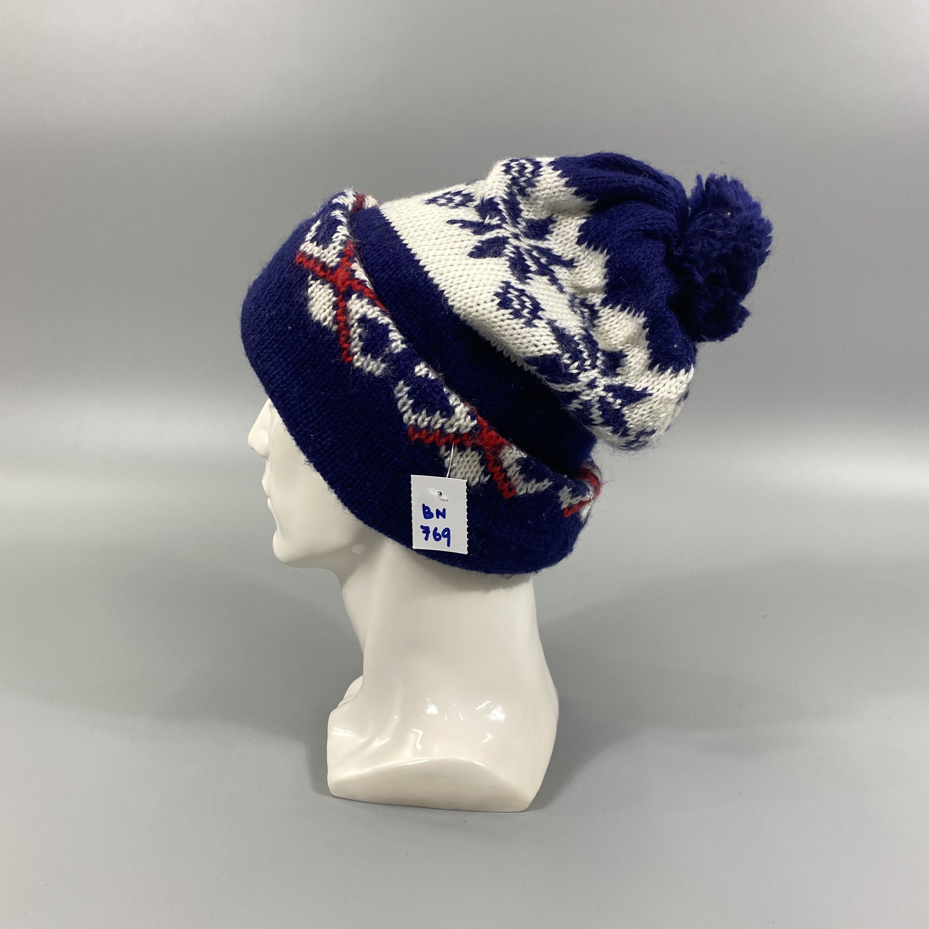 Japanese Brand Snowflake Pattern Beanie Pom Pom-BN769 Size ONE SIZE - 1 Thumbnail