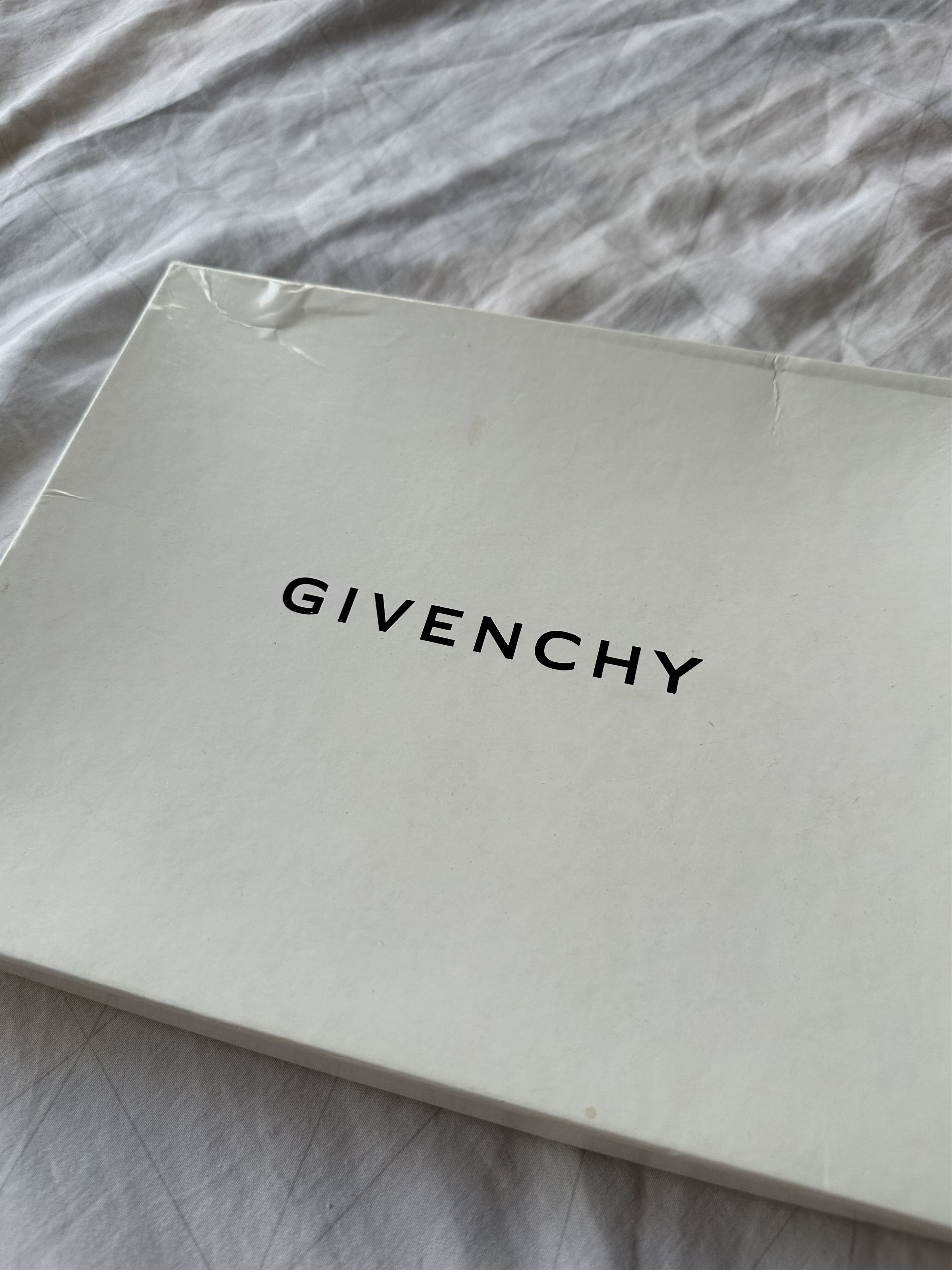 Givenchy Givenchy Rottweiler Ipad Case Rare Size ONE SIZE - 2 Thumbnail