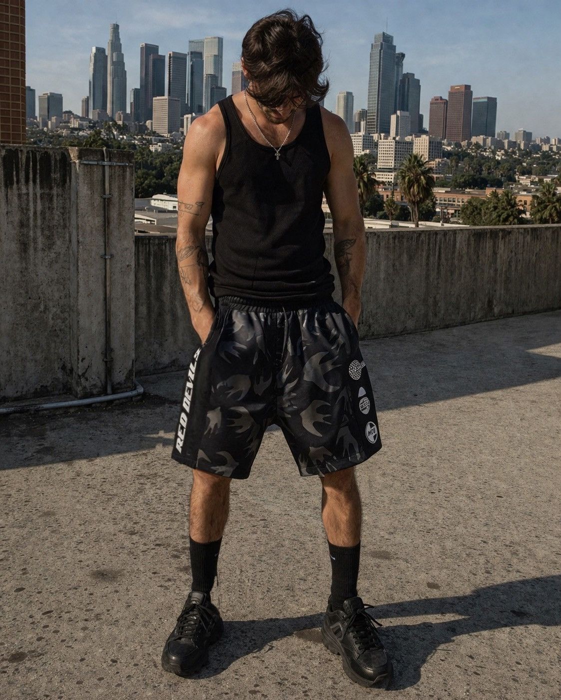 McQ Alexander McQueen NWT McQ Alexander McQueen Shorts Sparrow Print - M Oversized Size US 32 / EU 48 - 2 Thumbnail