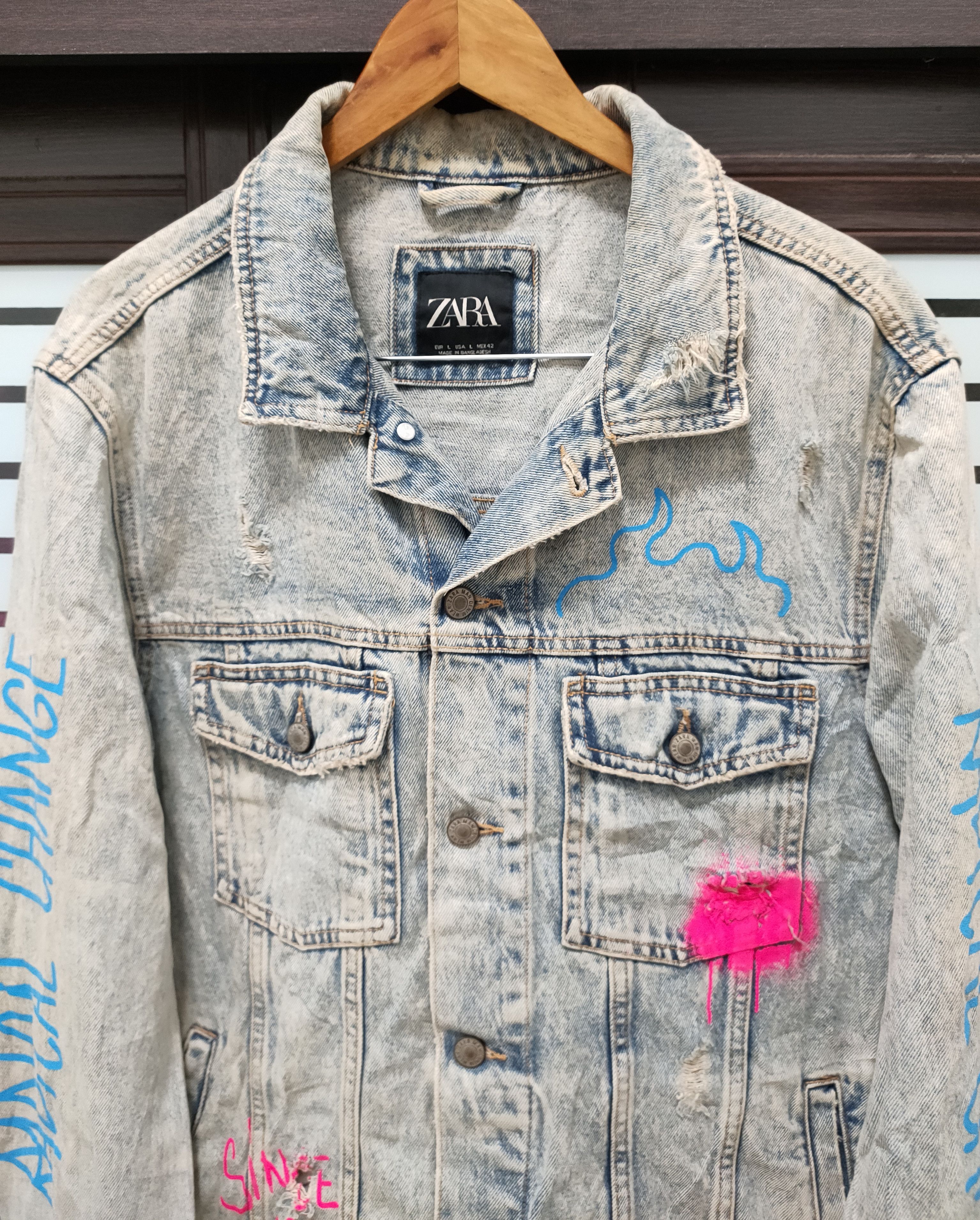 Zara 💥Zara Distressed Denim Jacket💥 Size US L / EU 52-54 / 3 - 4 Thumbnail