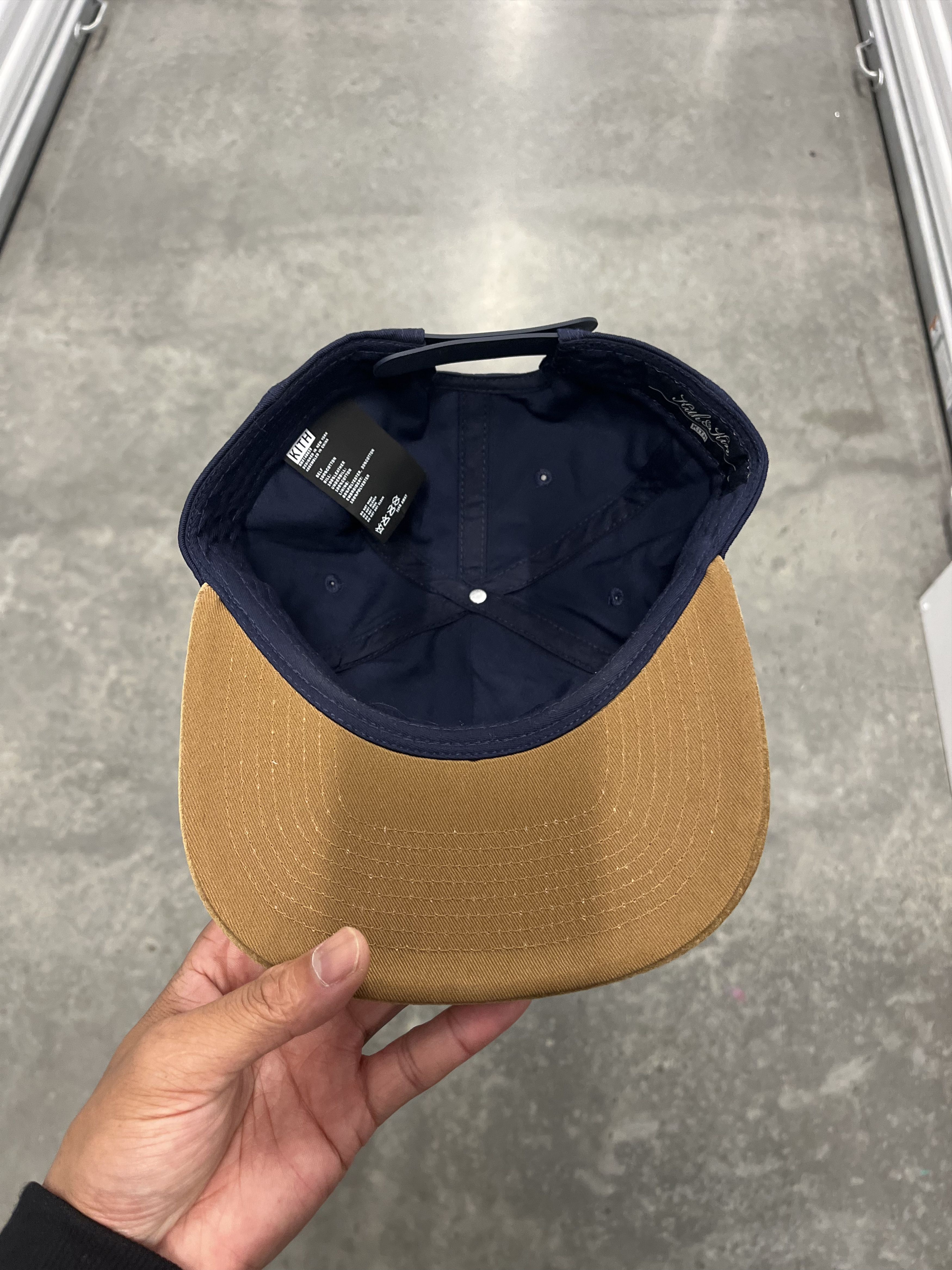 Kith Kith NY To The World Hat Cap Liberty Suede Snapback Size ONE SIZE - 9 Thumbnail