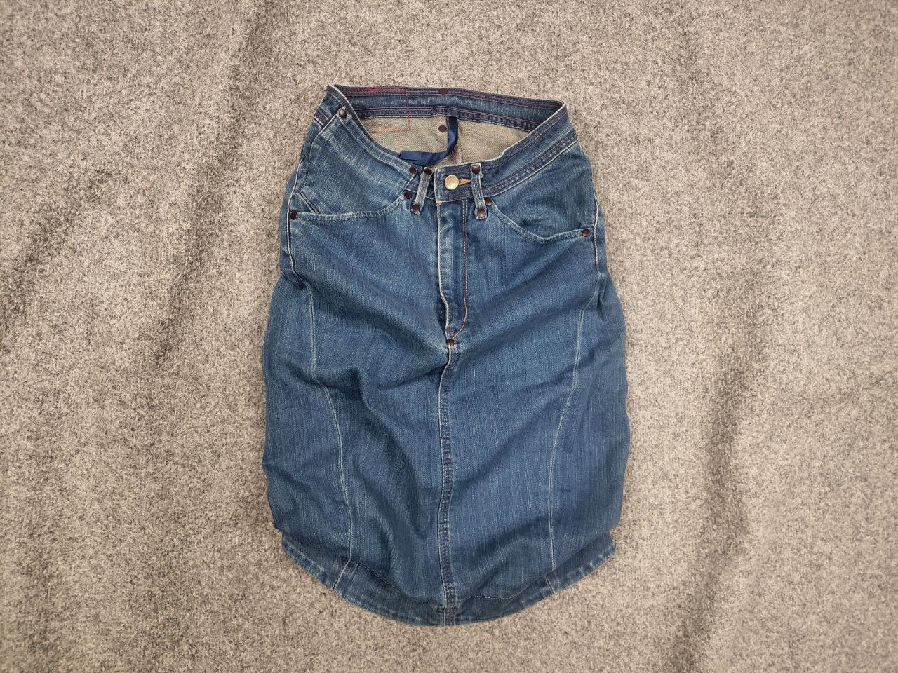 Levi's Vintage 90's Levi's Red Engineered Asymmetrical denim Skirt Size 26" / US 2 / IT 38 - 1 Thumbnail