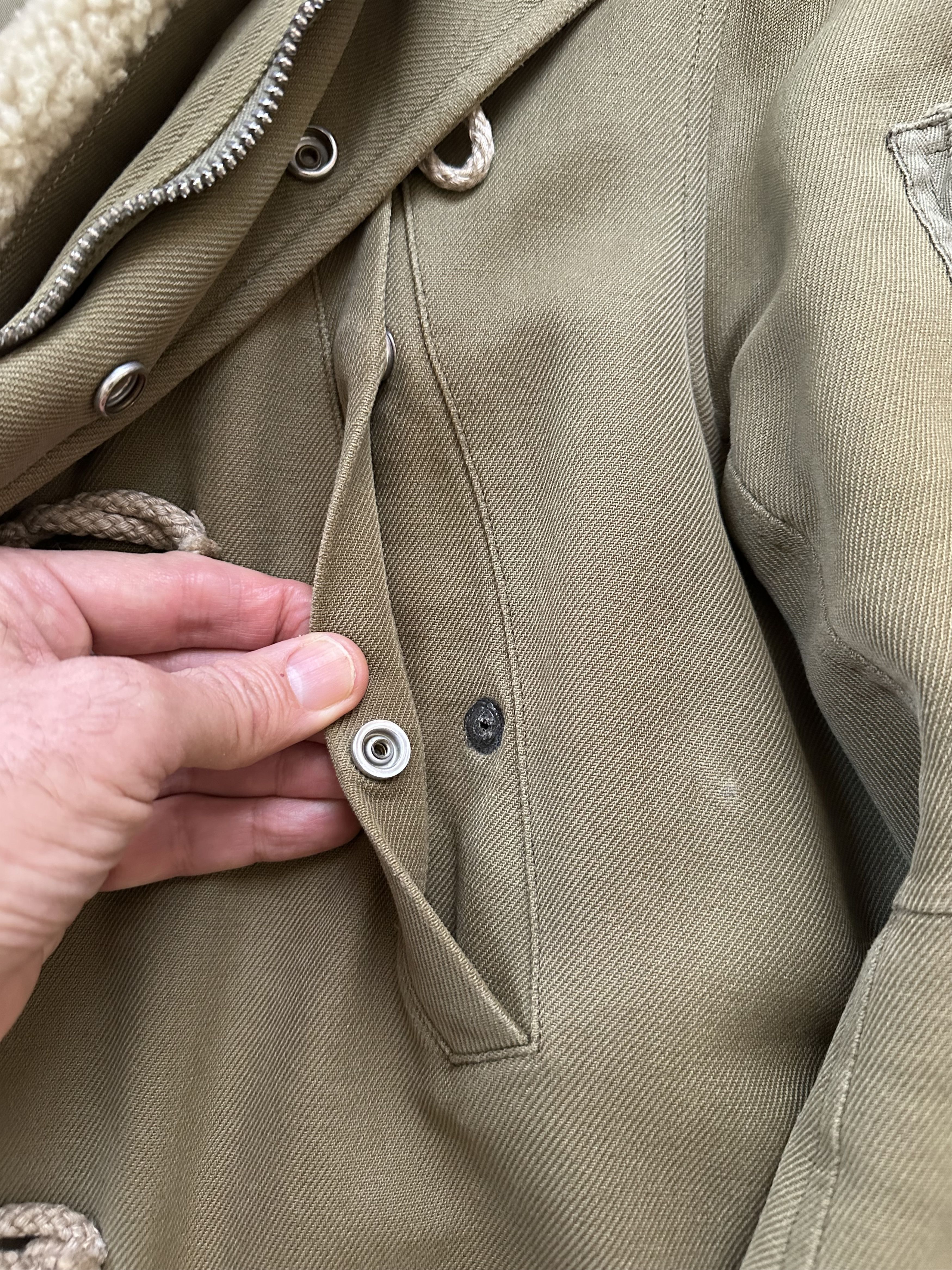 Balmain Balmain Decarnin AW11 Kanye Raccoon Hooded Parka Coat size L Size US L / EU 52-54 / 3 - 9 Thumbnail