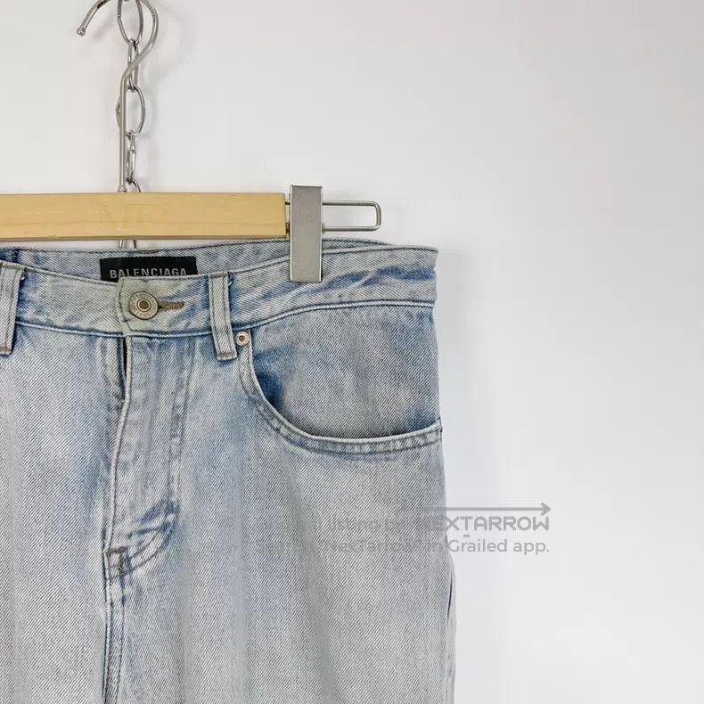 Balenciaga Balenciaga size S Light blue water-washed distressed flare Size US 27 - 5 Thumbnail