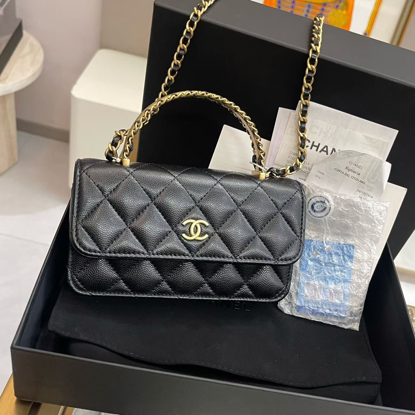 Chanel Pre-loved Bag Very good condition Size ONE SIZE - 1 Thumbnail