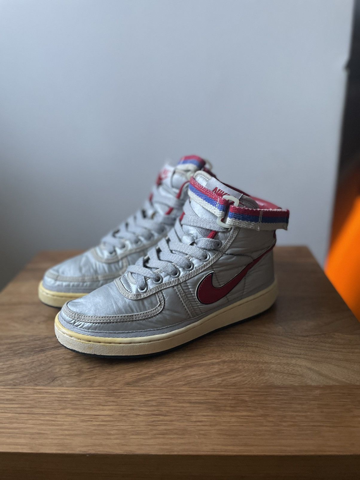 Nike Nike Vandal High Supreme VNTG Silver/Red Size US 6 / IT 36 - 1 Thumbnail