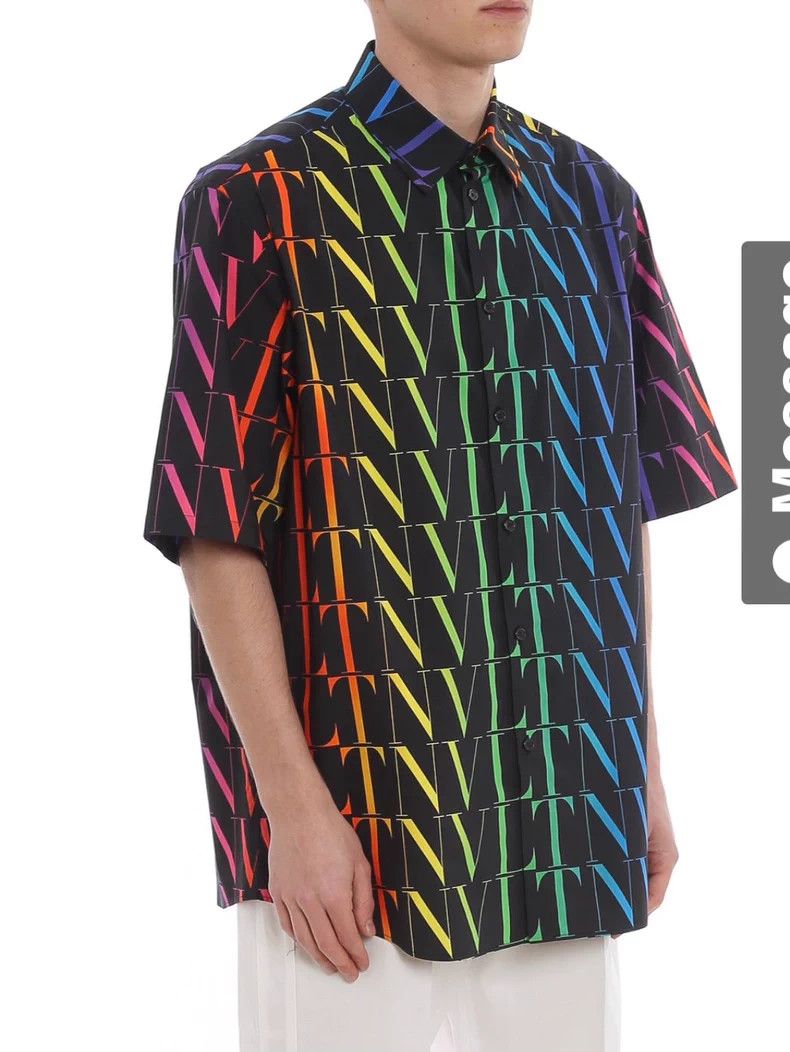 Valentino Valentino VLTN Times Print Short Sleeve Shirt Size US L / EU 52-54 / 3 - 1 Thumbnail