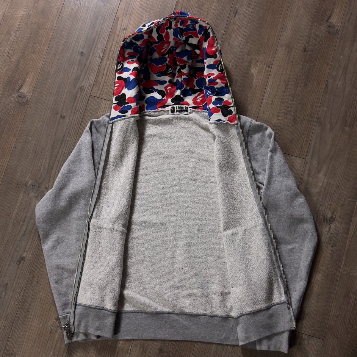 Bape Bape London 9th Anniversary Shark Full Zip Hoodie Gray 2011 Size US M / EU 48-50 / 2 - 7 Thumbnail