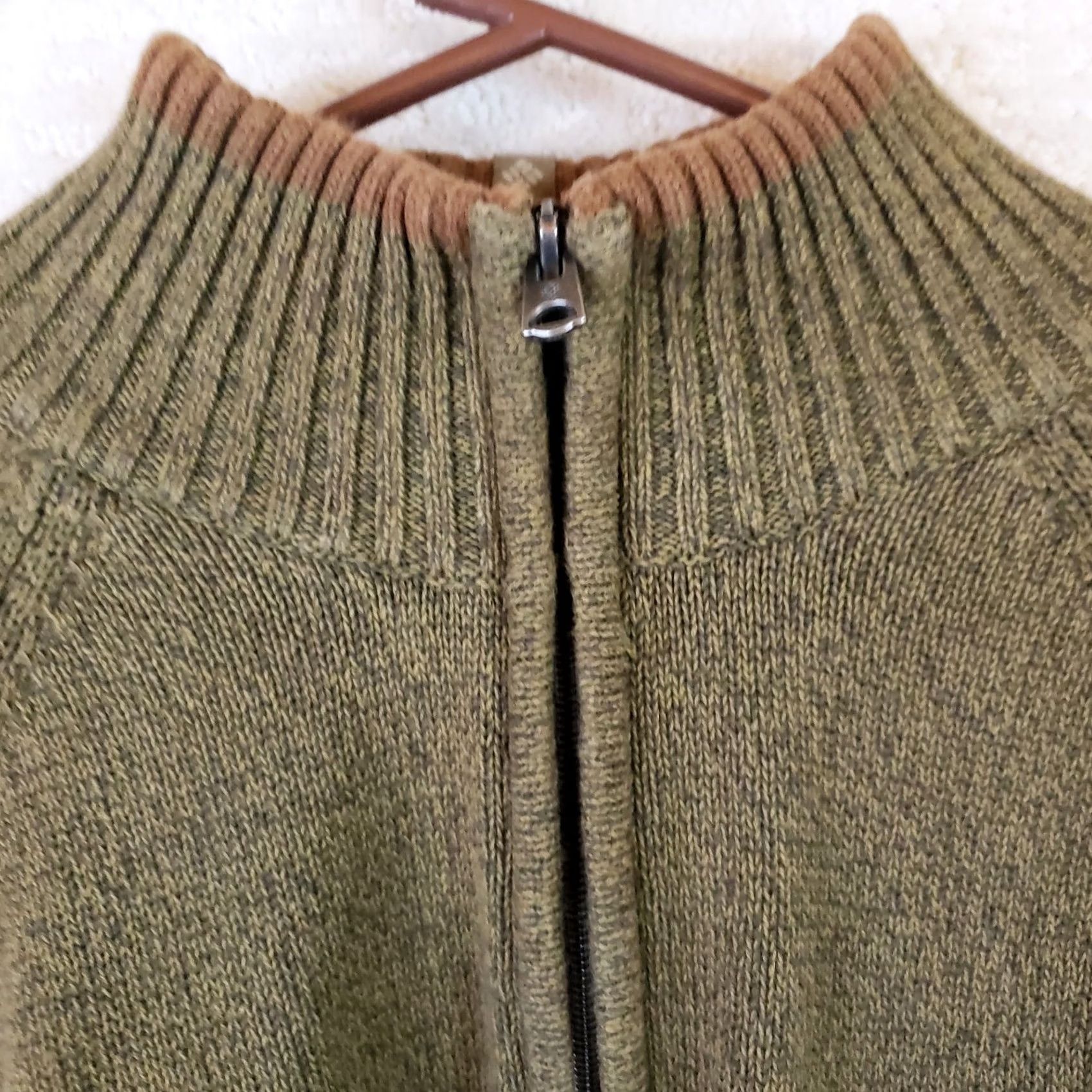 Olive Columbia Mens Size L Olive Green 1/4 Zip Pullover Sweater Knit Outdoors Mens L Olive Green Pullover Sweater Knit Outdoorsman 90s Retro Outdoor Size US L / EU 52-54 / 3 - 5 Thumbnail