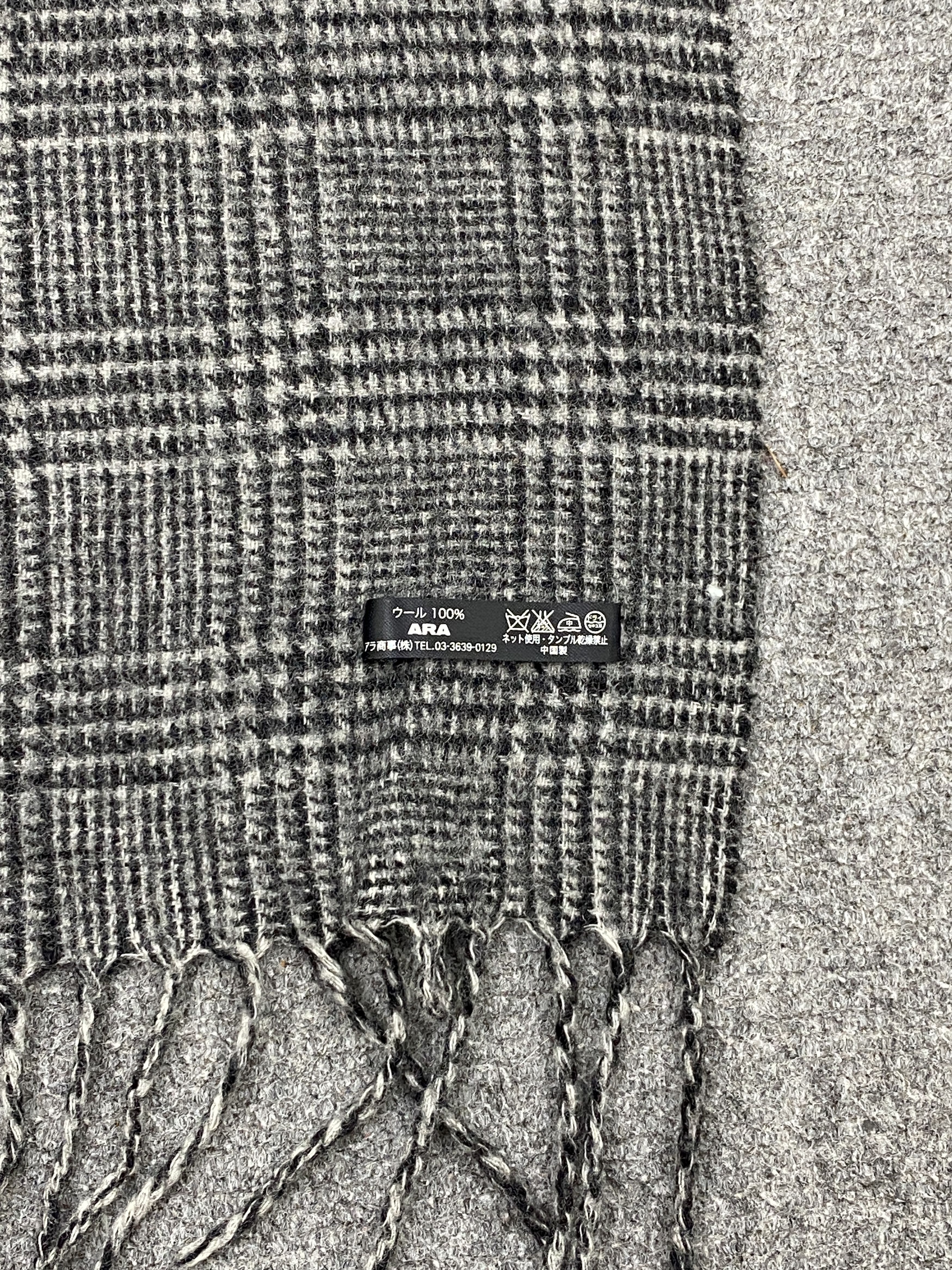 United Colors Of Benetton United Colors Of Benetton Scarf / Muffler/ Neckwear - SC0004 Size ONE SIZE - 6 Thumbnail