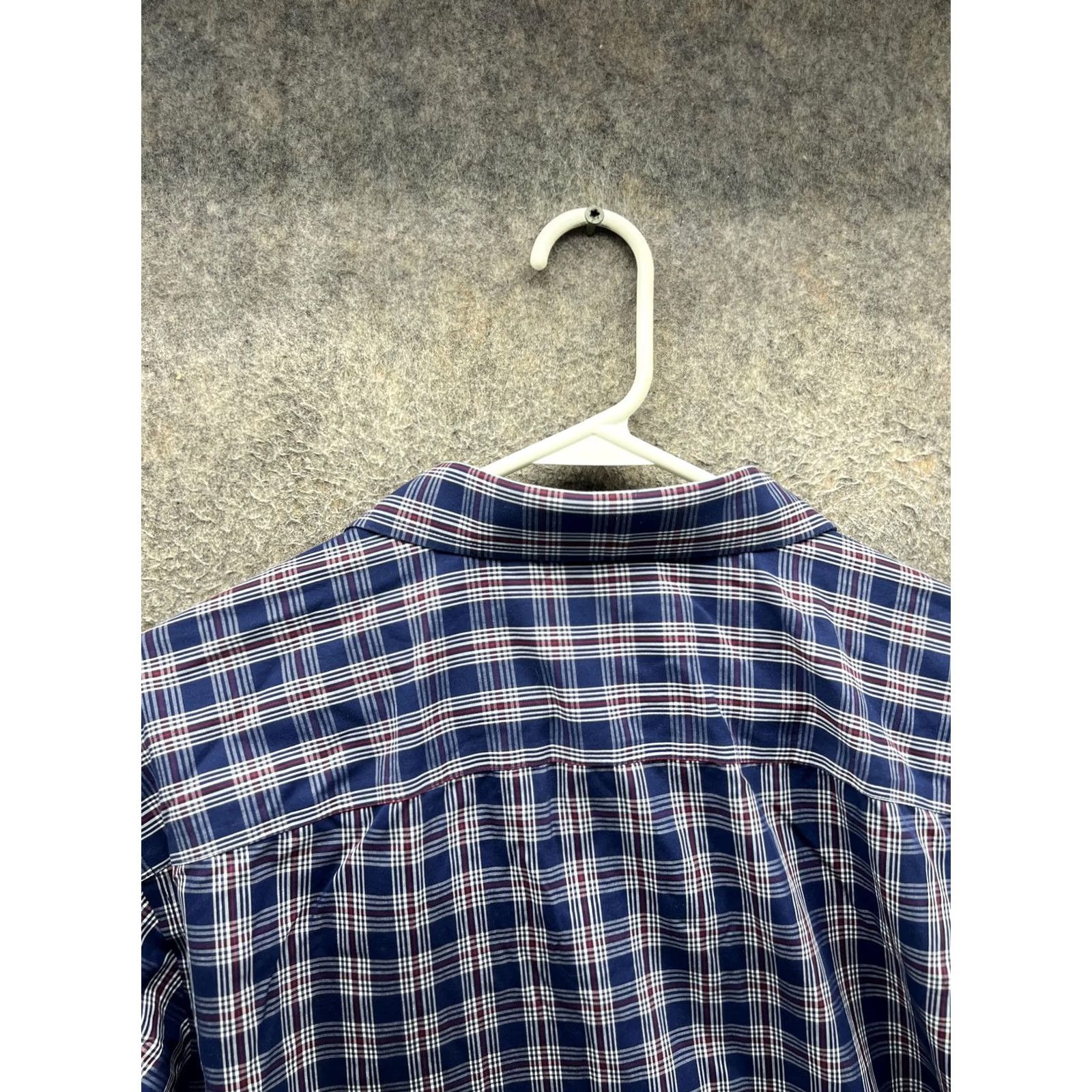 UNTUCKit UNTUCKit Shirt XLT Mens Blue Plaid Long Sleeve Button Front Wrinkle Free Size US XL / EU 56 / 4 - 7 Thumbnail