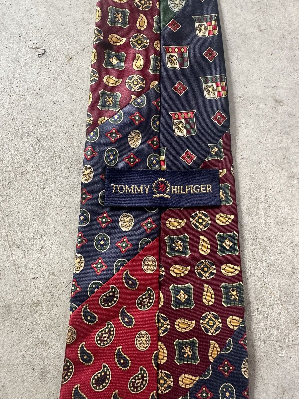 Designer × Tommy Hilfiger Tie Tommy Hilfiger Fullpattern Size ONE SIZE - 4 Thumbnail