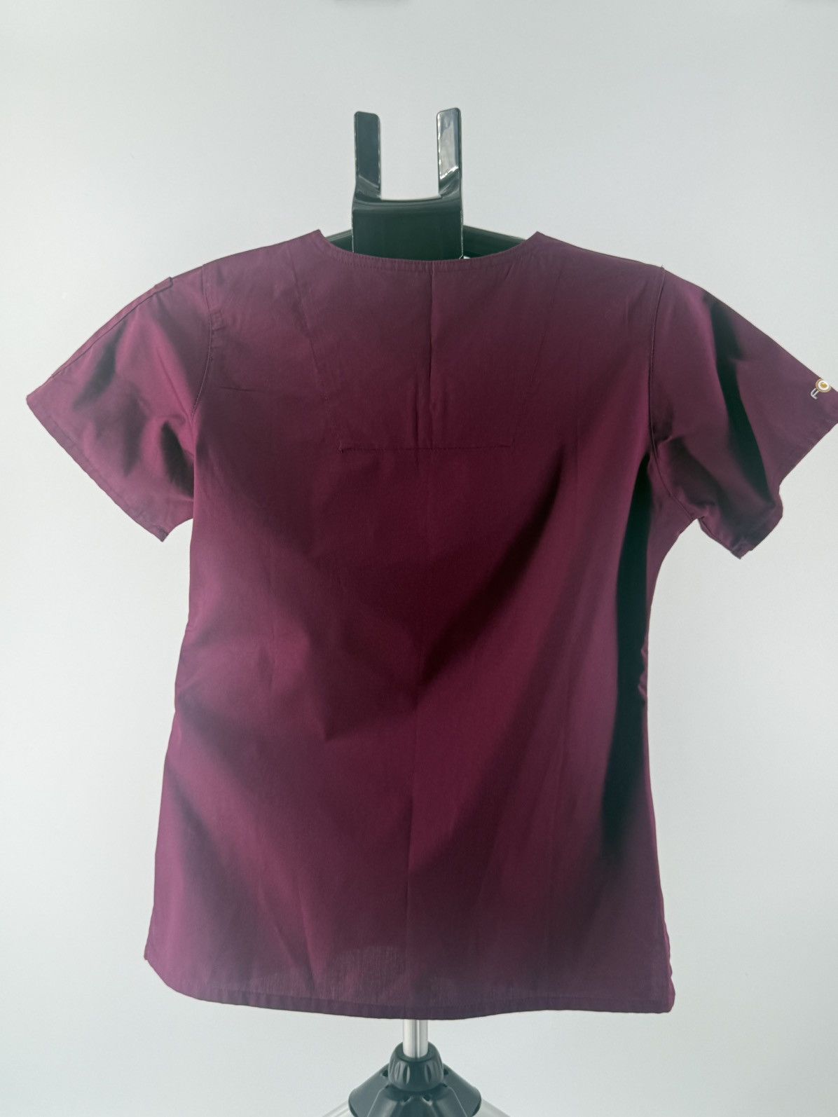 Carhartt Carhartt Force Medical Scrub Top Shirt Burgundy Size XS 0-2 Size XS / US 0-2 / IT 36-38 - 6 Thumbnail