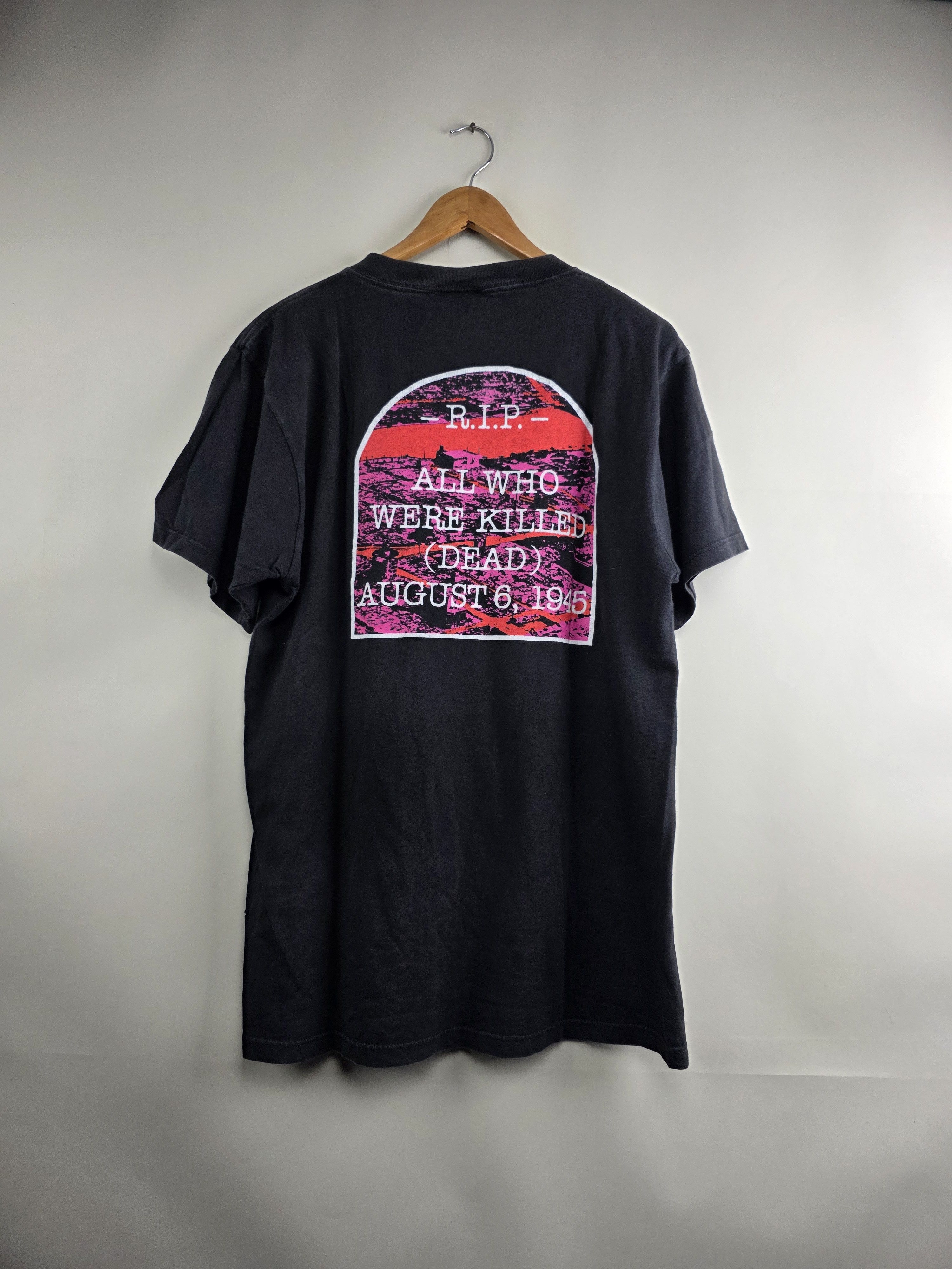 Band Tees × Vintage 1996 Social Distortion 1945 Hiroshima Atomic bomb L Size US L / EU 52-54 / 3 - 5 Thumbnail
