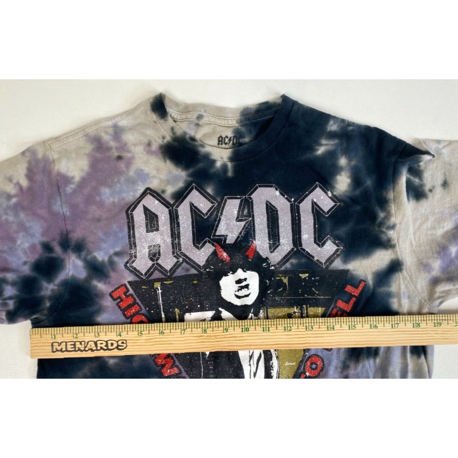 Vintage AC/DC Highway to Hell 1979 Tour T-Shirt Tie Dye Sz M Mens Rock Band T-shirt Size US M / EU 48-50 / 2 - 7 Thumbnail