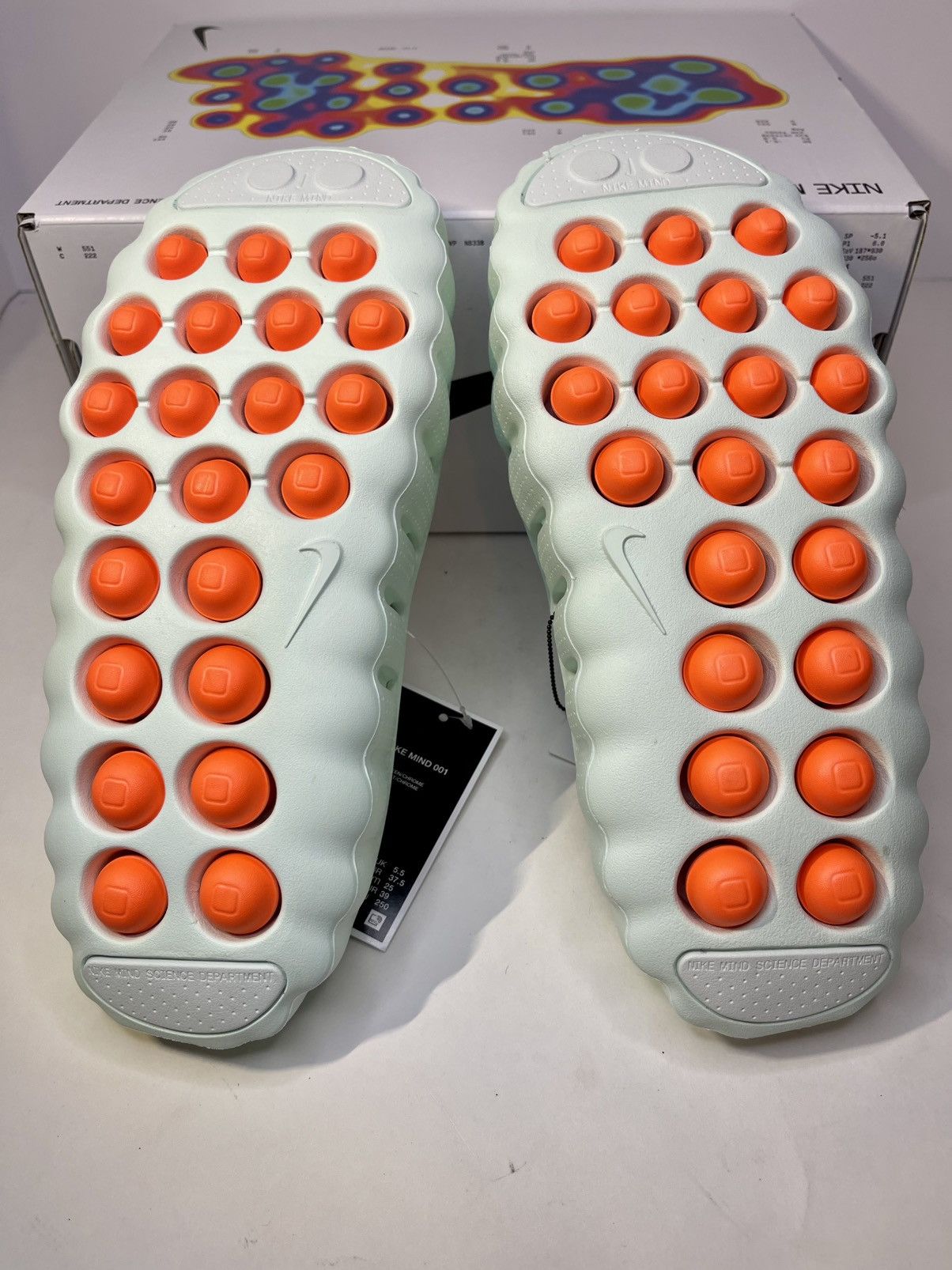 Nike Nike Mind 001 Slides Barely Green Size 8 WMNS IN HAND NOW Size US 8 / IT 38 - 4 Thumbnail
