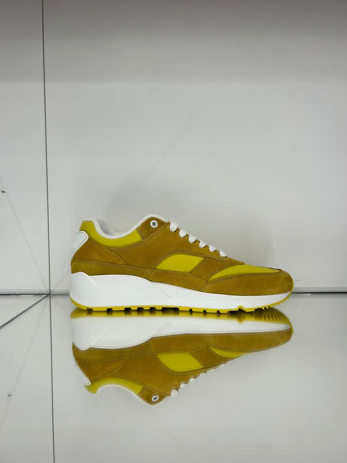 LOW - TOP LACED SNEAKERS