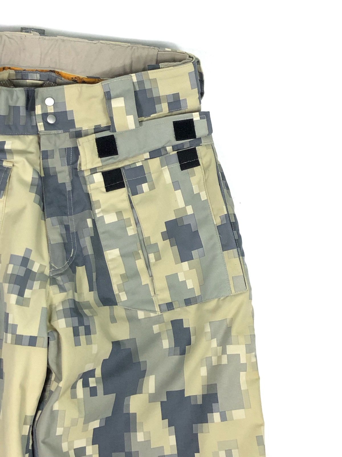Burton RARE🔥BURTON RONIN 7-POCKETS DIGI CAMO CARGO SNOWBOARD PANTS Size US 32 / EU 48 - 6 Thumbnail