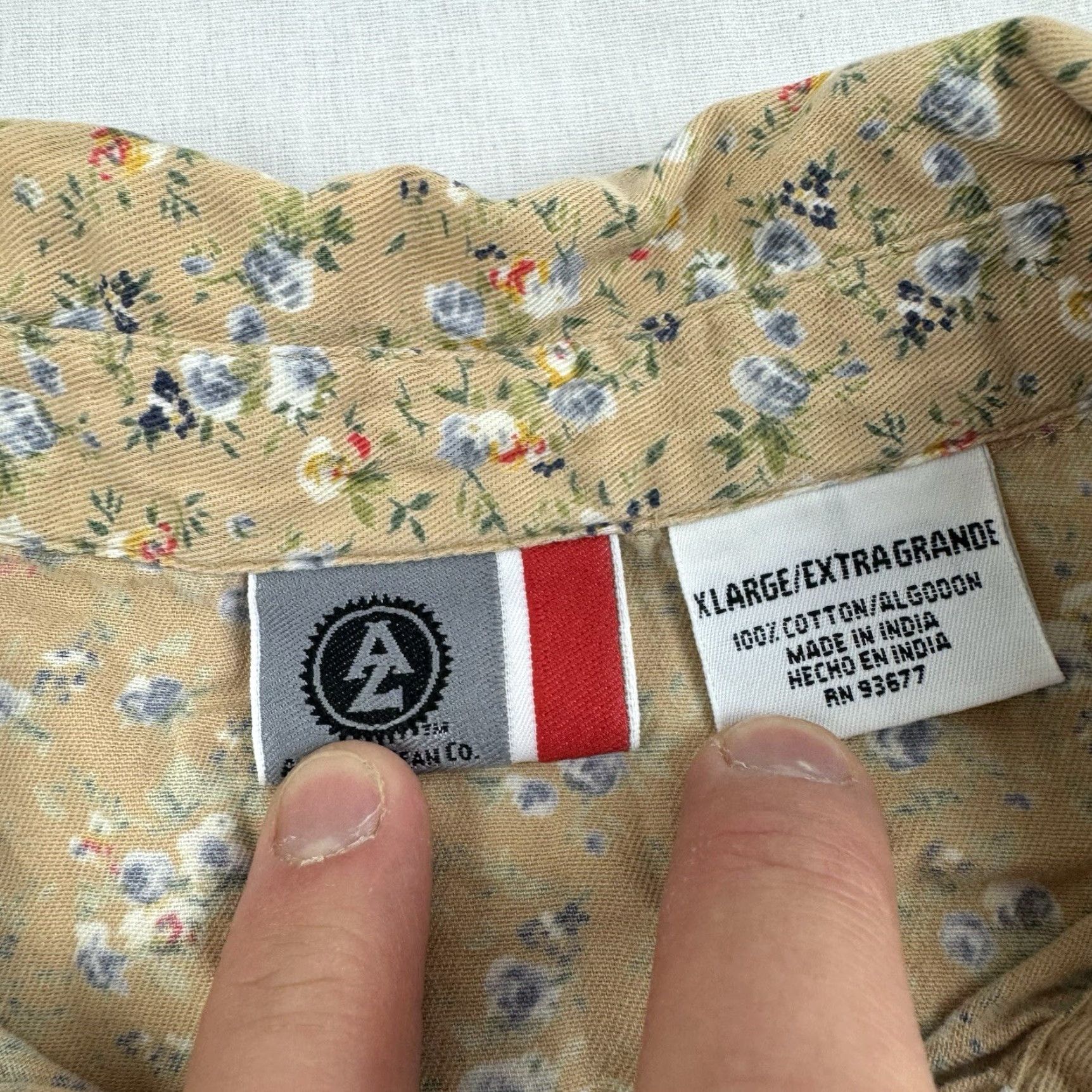 Vintage VINTAGE Arizona Jeans Button-Up Shirt Women XL Tan Floral Flowers Y2K 1956 aa Size XL / US 12-14 / IT 48-50 - 3 Thumbnail