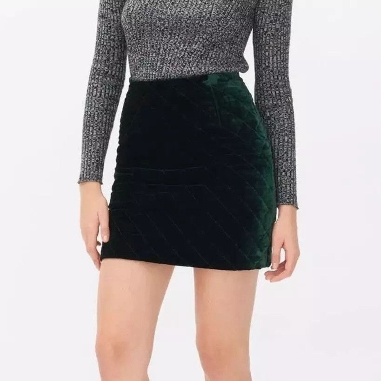 Sandro Vintage Sandro Green Velour Quilted Mini Skirt Size 1 Size 26" / US 2 / IT 38 - 1 Thumbnail