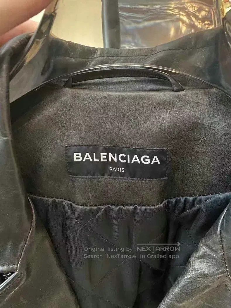 Balenciaga Balenciaga Arm Logo Back Patch Distressed Leather Jacket Size US S / EU 44-46 / 1 - 4 Thumbnail