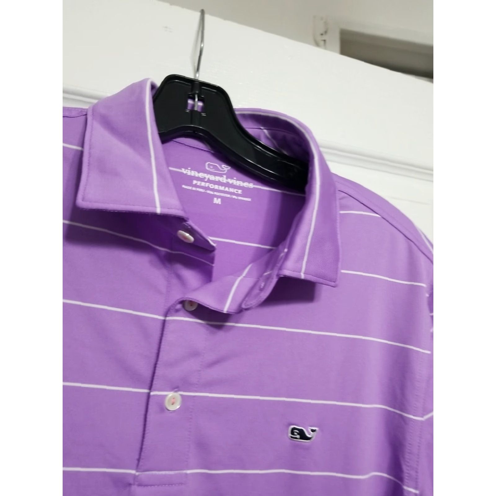 Vineyard Vines Vineyard Vines Performance Polo medium golf shirt dry fit Striped Blue Multicolor Button Collar Short Sleeve Men Regular XS? No size given as M Size US M / EU 48-50 / 2 - 2 Thumbnail