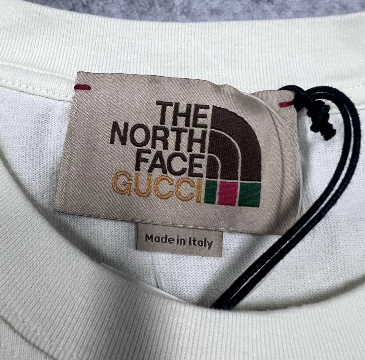 Gucci × The North Face Gucci x The North Face Tshirt Sz. M *brand new* Size US M / EU 48-50 / 2 - 4 Thumbnail