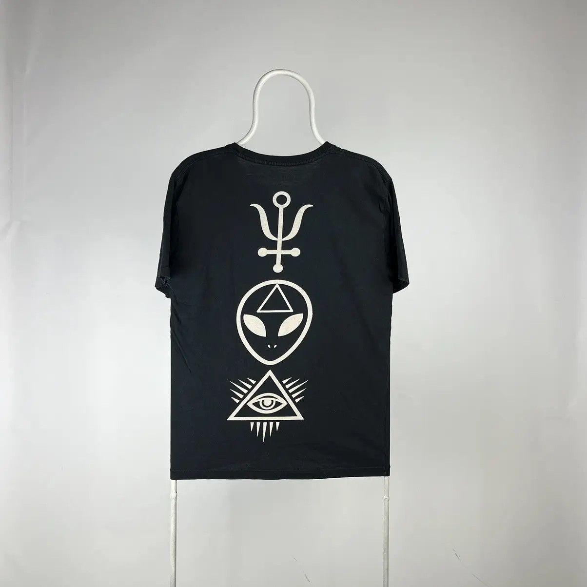 Alien Workshop Heartless Tshirt Alien work humor tee size Small Size US S / EU 44-46 / 1 - 2 Thumbnail
