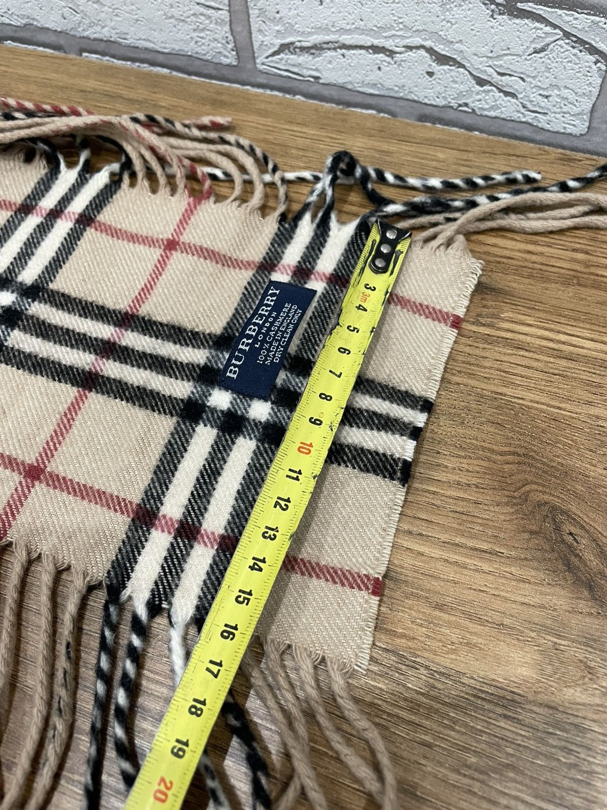 Burberry cashmere beige check plaid scarf Made In England
