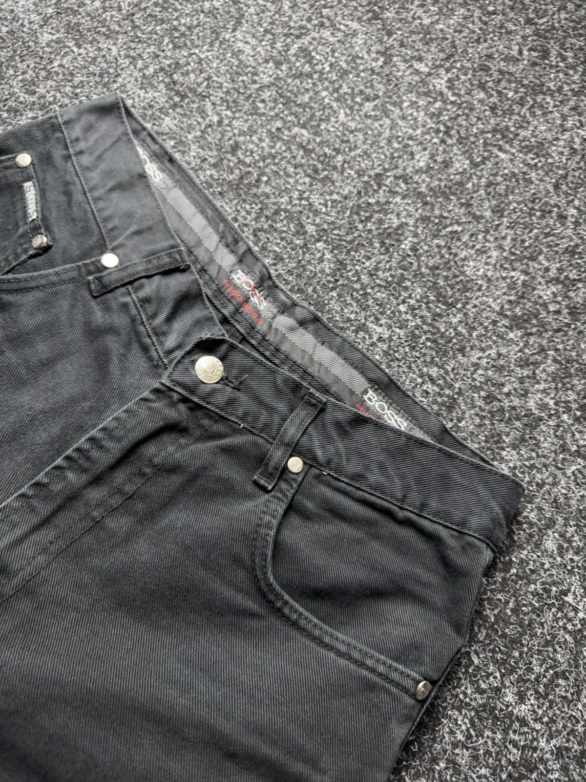 Hugo Boss Retro VNTG 90s Hugo Boss Faded Black Pants Straight Fit Y2K Size US 30 / EU 46 - 7 Thumbnail