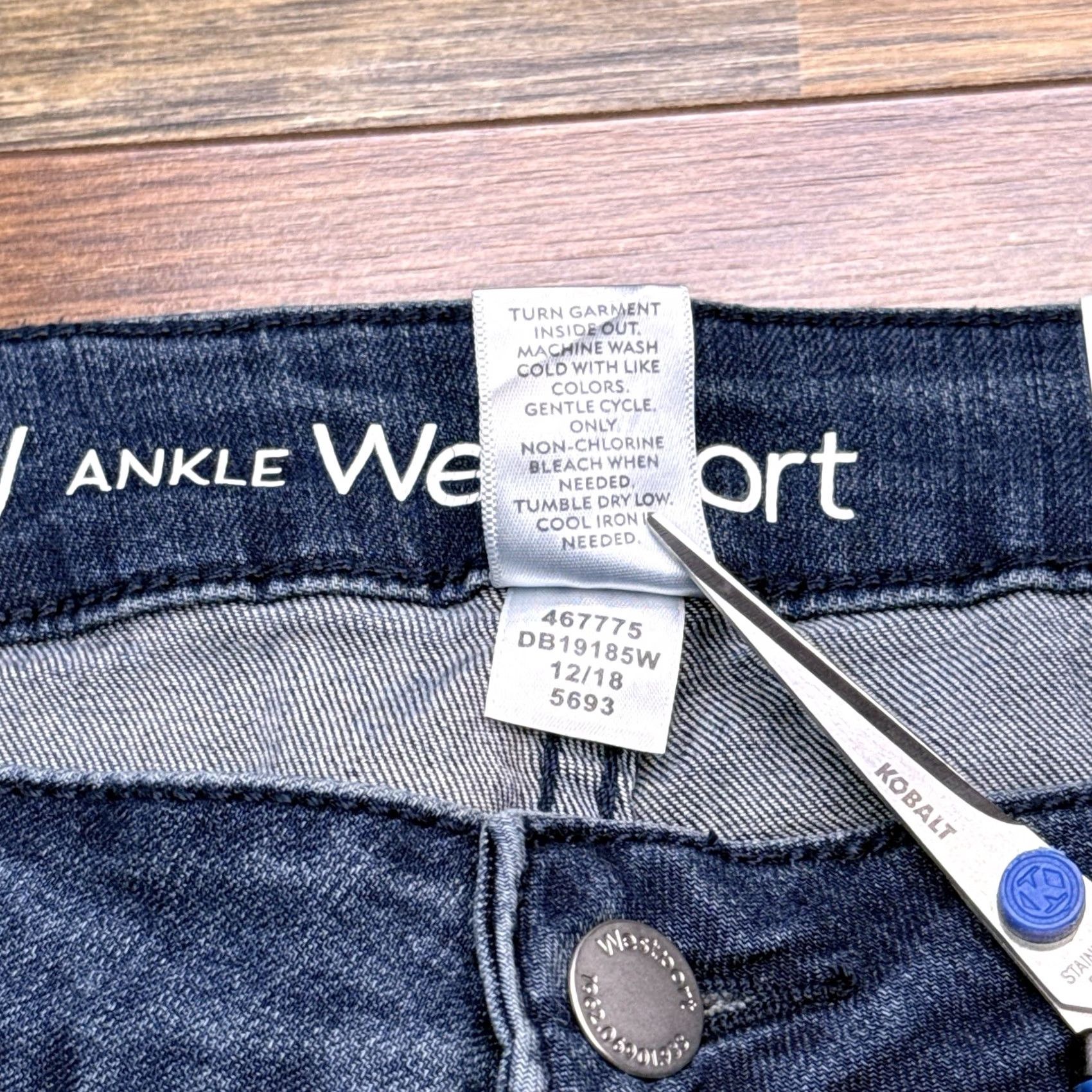 Vintage Westport Mid Rise Ankle Jeans Womens 18W Signature Fit New Size 40" / US 18 - 5 Thumbnail