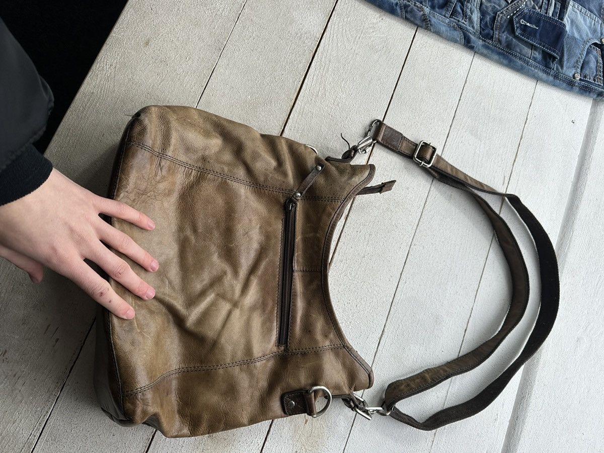 Japanese Brand 🚨Y2K AVANT-GARDE 🚨mesh silver Japan style hand bag Y2K 90s Size ONE SIZE - 13 Thumbnail