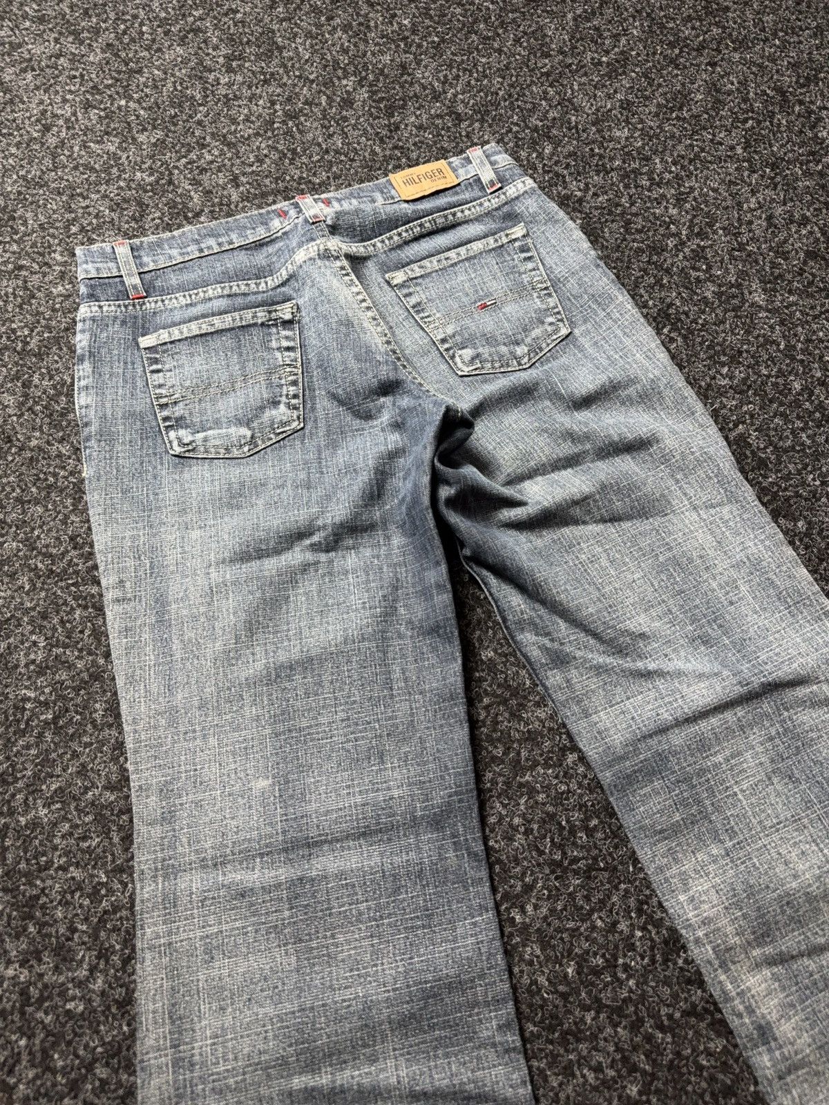 Tommy Hilfiger Retro 90s Tommy Hilfiger Denim Y2K Flare Jeans Low Rise Blue Size 29" - 15 Thumbnail