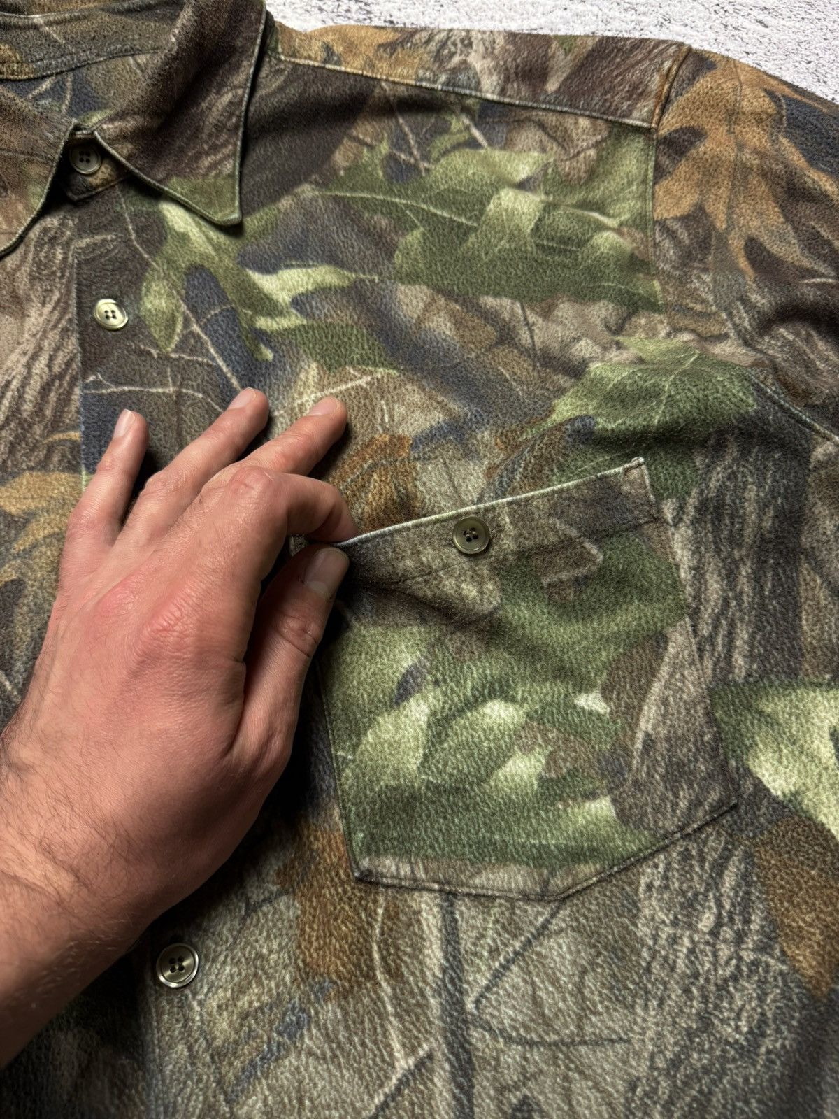 Realtree Rare Realtree Shirt Military Camo Long Sleeve Vintage Style Size US L / EU 52-54 / 3 - 6 Thumbnail