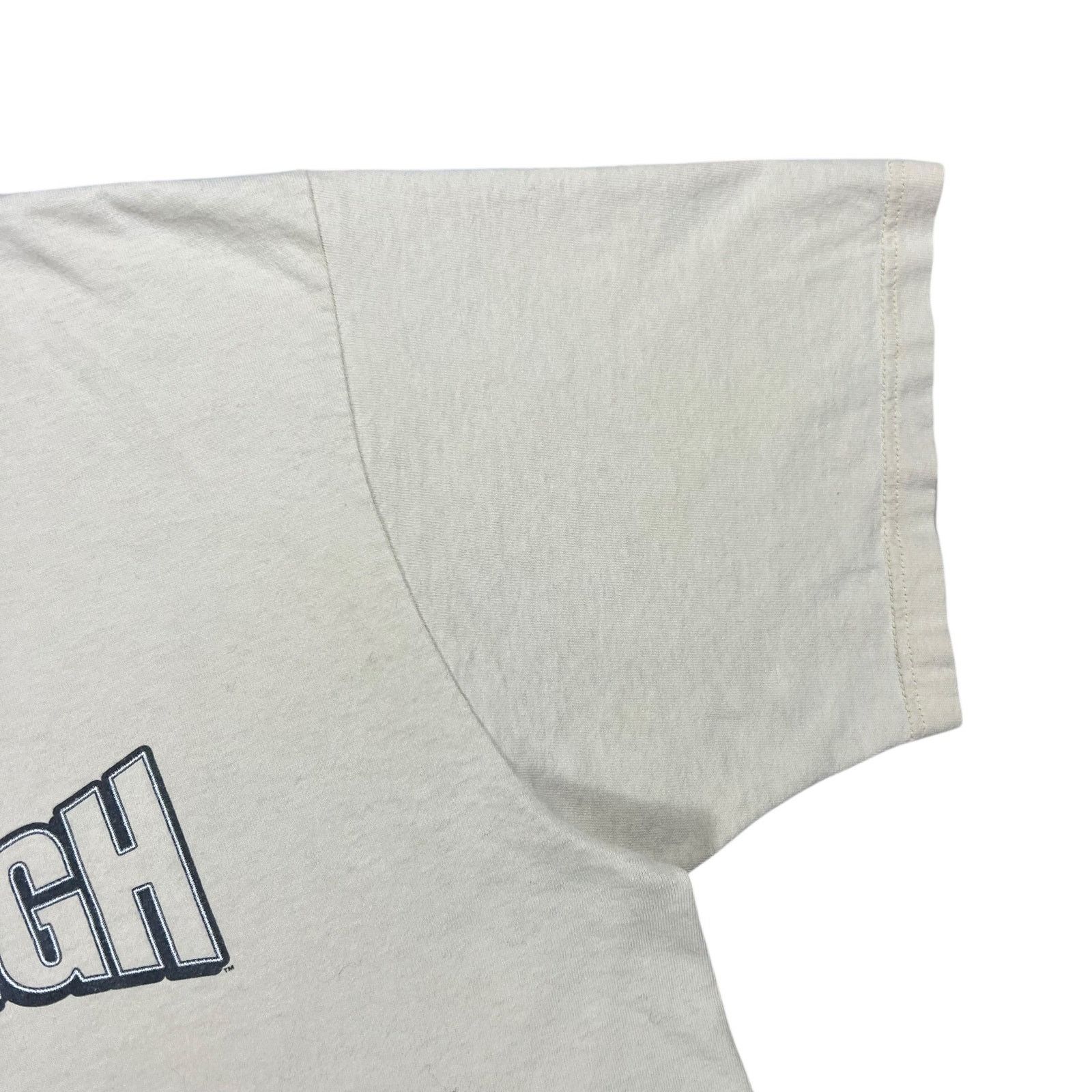 Vintage 2002 Pitt Panthers Basketball March Madness faded tee Size US XL / EU 56 / 4 - 6 Thumbnail