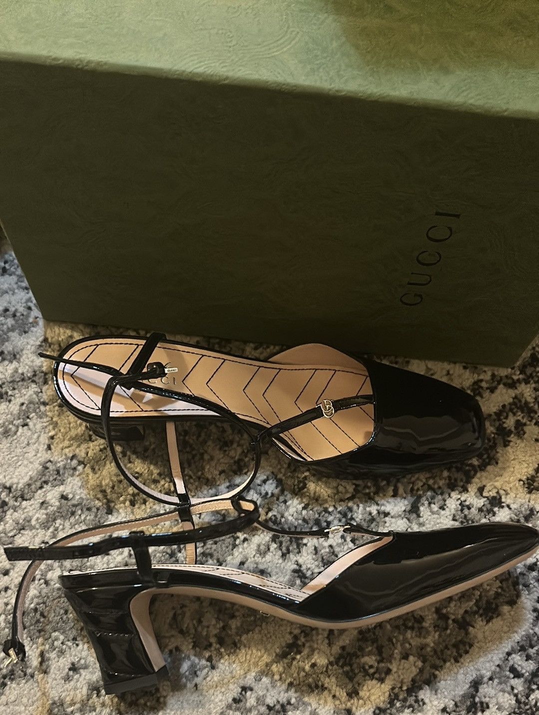 Gucci Gucci Double G T-Bar Patent Leather Pumps size 39 Size US 9 / IT 39 - 4 Thumbnail