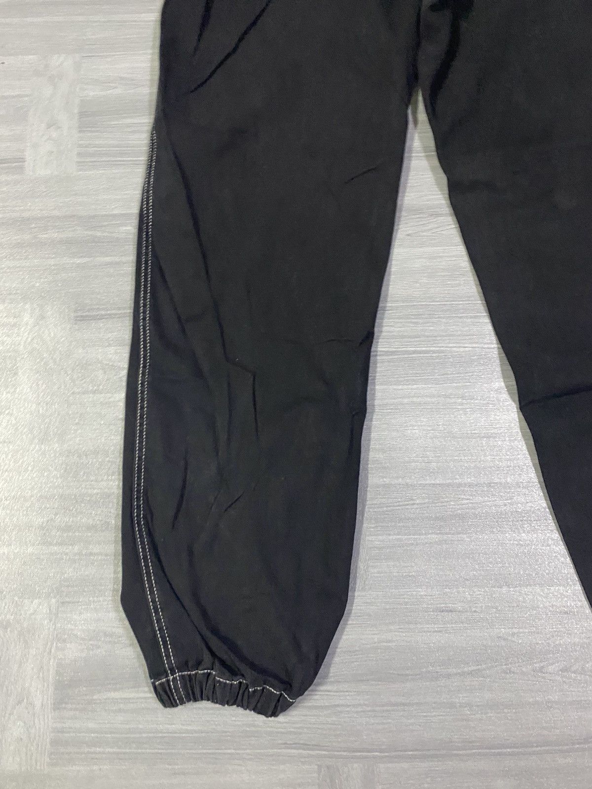 Santa Cruz Skateboards Santa Cruz Y2K Black Skate Cargo Style Elasticated Cuffs Size US 30 / EU 46 - 7 Thumbnail