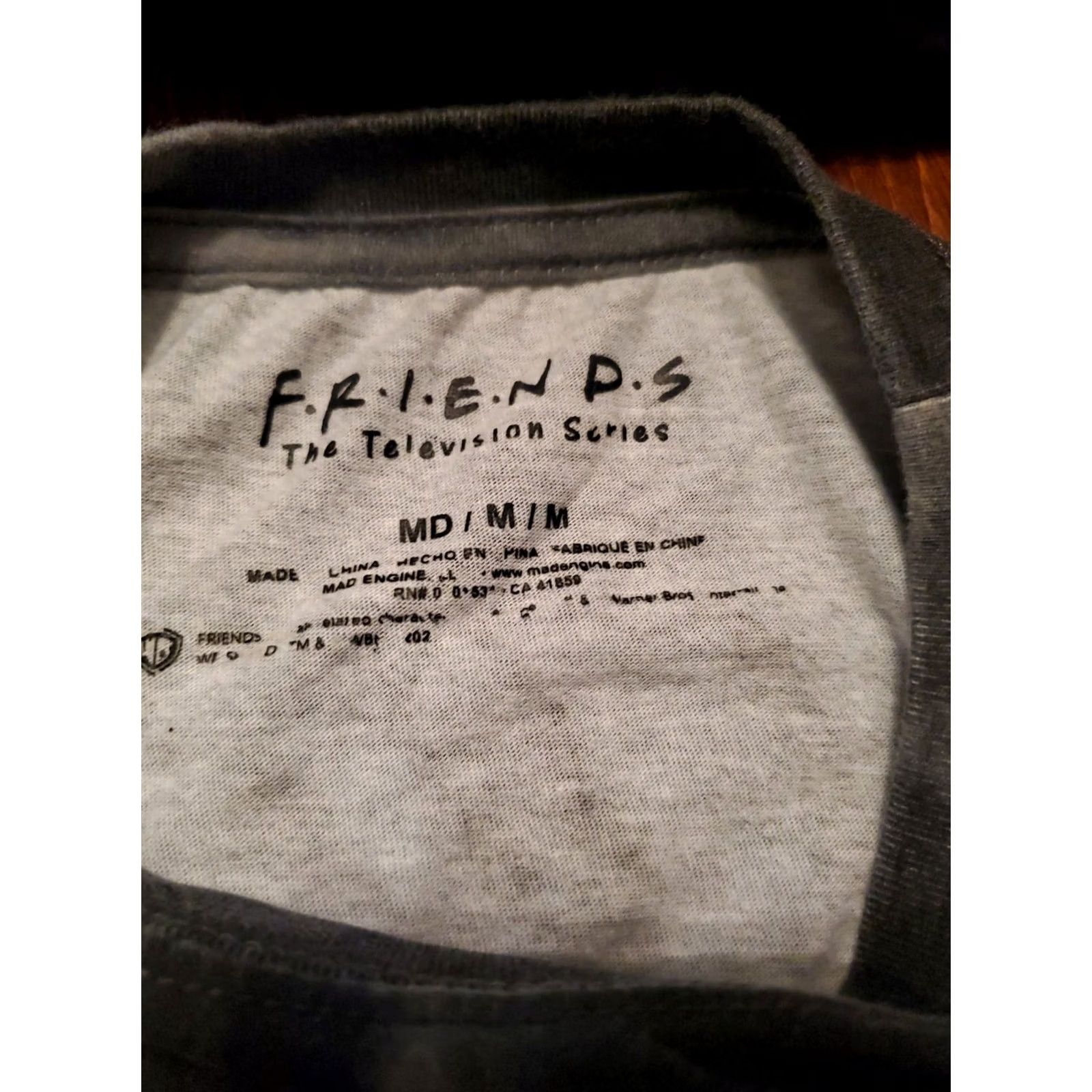 Logo 7 Friends TV Show Logo Crop Top Shirt Womens Size M Black Tie Dye Size M / US 6-8 / IT 42-44 - 2 Thumbnail