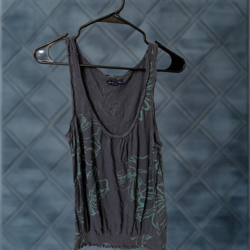 American Eagle Outfitters VINTAGE American Eagle Outfitters Knit Tank Top - Women Size Medium Sleeveless Blue Floral Graphic Casual Size M / US 6-8 / IT 42-44 - 1 Thumbnail
