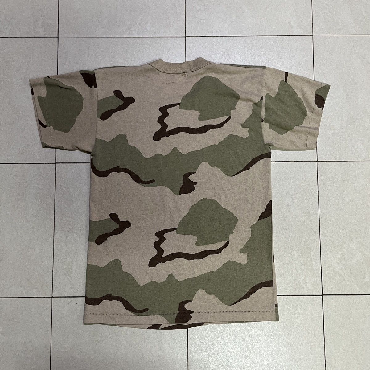 Other Vintage Military Desert Camouflage T Shirt Size US XS / EU 42 / 0 - 4 Thumbnail